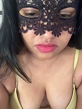 Snapshot of Shasha_X chatting on March 5, 6:44 am Shasha X online show from March 5, 6:44 am