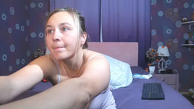 SquirtyAlice online show from November 7, 8:53 pm