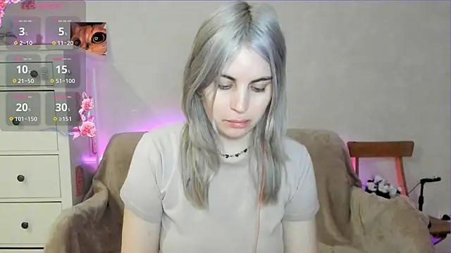 pawpaws online show from April 7, 7:09 am