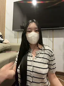Snapshot of MEOW_MEO chatting on June 26, 4:11 pm MEOW MEO online show from June 26, 4:11 pm