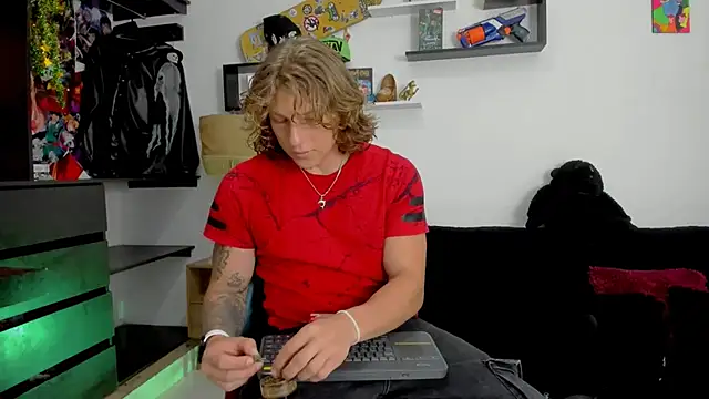 Tom Krakow online show from January 10, 6:06 pm