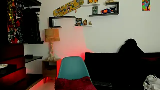 Tom Krakow online show from February 22, 6:30 pm