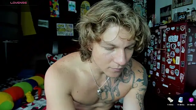 Tom Krakow online show from October 27, 7:40 pm