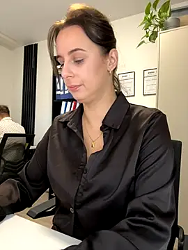 Hii Lolla online show from October 29, 7:10 am