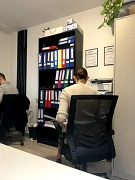 Hii Lolla online show from November 18, 7:13 am