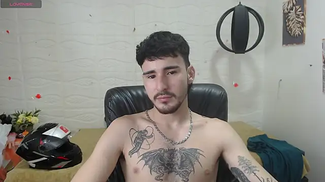 DmitriSanders online show from December 14, 3:25 pm