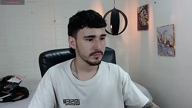 DmitriSanders online show from December 28, 9:51 pm