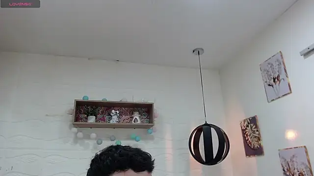 DmitriSanders online show from February 10, 8:42 pm