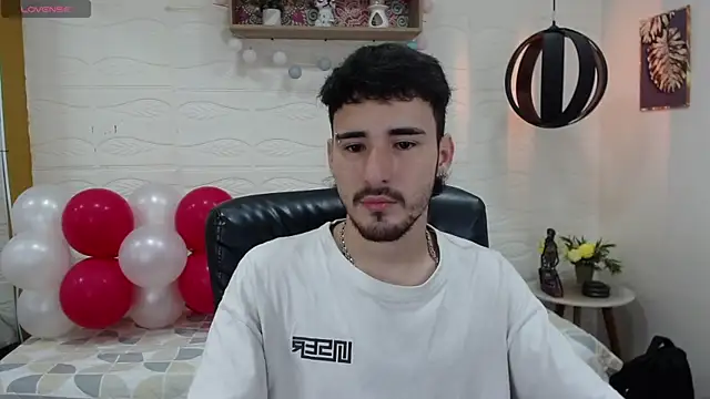 DmitriSanders online show from February 18, 8:25 pm