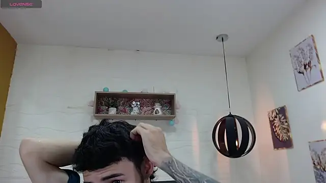 DmitriSanders online show from February 19, 8:52 pm