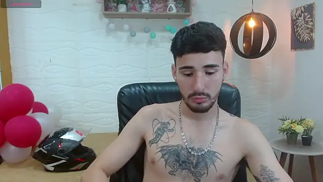 DmitriSanders online show from March 8, 2:51 pm