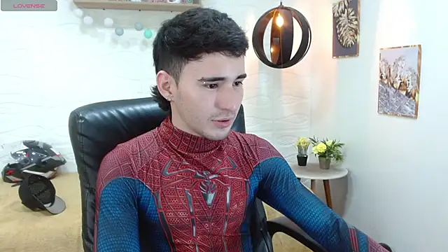 DmitriSanders online show from March 13, 12:27 am