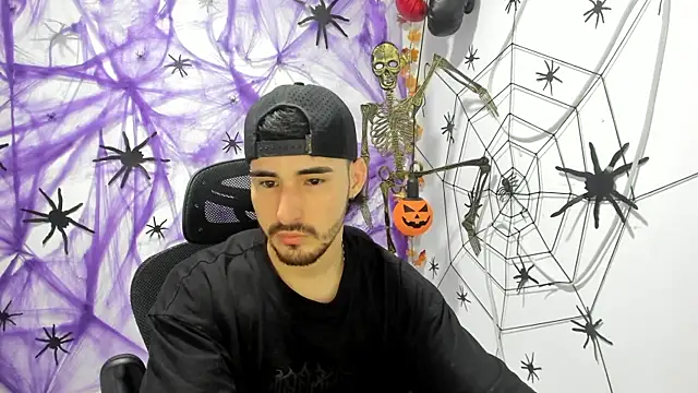 DmitriSanders online show from September 28, 1:22 am