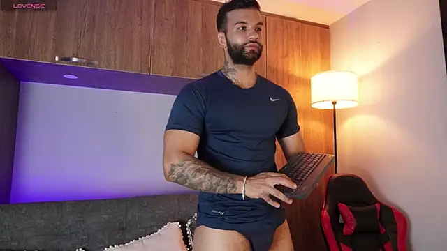 MarkHazze online show from January 6, 11:18 pm