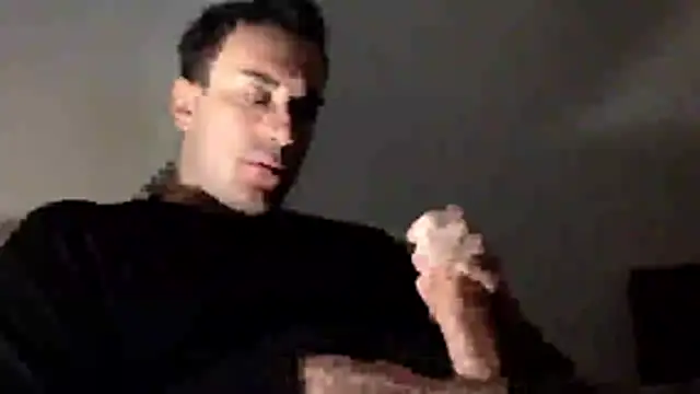 Snapshot of mainnrd chatting on December 13, 10:48 pm mainnrd online show from December 13, 10:48 pm