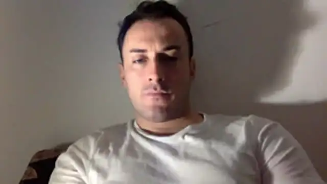 Snapshot of mainnrd chatting on December 18, 5:19 pm mainnrd online show from December 18, 5:19 pm