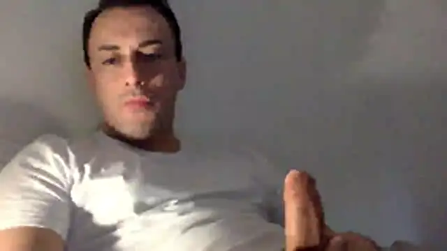 Snapshot of mainnrd chatting on February 12, 1:06 pm mainnrd online show from February 12, 1:06 pm