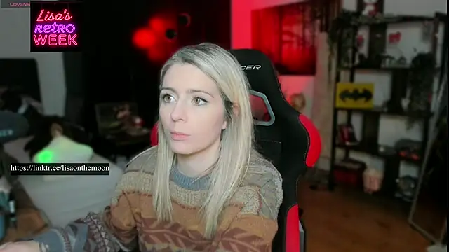 Lisaonthemoon online show from February 19, 9:25 pm