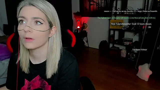 Lisaonthemoon online show from February 2, 4:27 pm