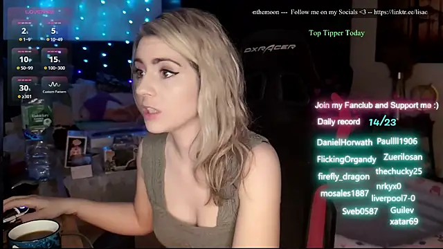 Lisaonthemoon online show from July 15, 6:13 pm