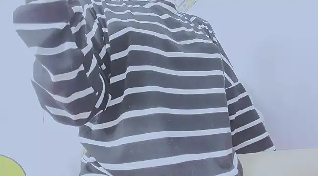 Snapshot of Linh_diudang chatting on January 24, 3:43 am Linh diudang online show from January 24, 3:43 am