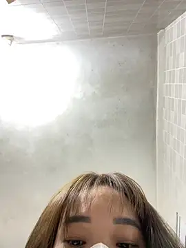 Snapshot of Linh_diudang chatting on January 27, 3:04 am Linh diudang online show from January 27, 3:04 am