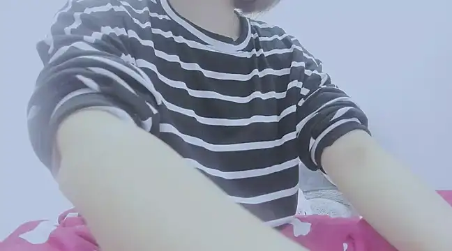 Snapshot of Linh_diudang chatting on February 23, 2:40 am Linh diudang online show from February 23, 2:40 am