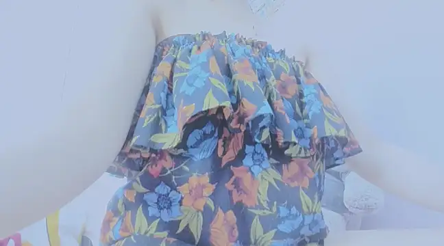 Snapshot of Linh_diudang chatting on February 24, 3:33 am Linh diudang online show from February 24, 3:33 am