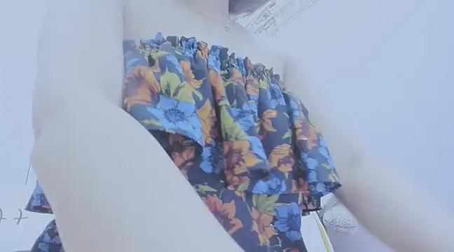 Snapshot of Linh_diudang chatting on March 9, 2:32 pm Linh diudang online show from March 9, 2:32 pm