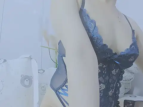 Snapshot of Linh_diudang chatting on September 20, 2:34 am Linh diudang online show from September 20, 2:34 am