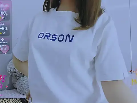 Snapshot of Linh_diudang chatting on November 15, 3:15 am Linh diudang online show from November 15, 3:15 am