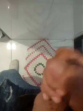 Snapshot of dredre1069 chatting on January 13, 7:30 pm dredre1069 online show from January 13, 7:30 pm