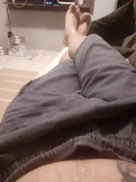 Snapshot of dredre1069 chatting on March 27, 2:06 am dredre1069 online show from March 27, 2:06 am