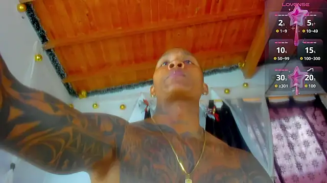 esteveen ortegas  online show from March 6, 8:49 pm