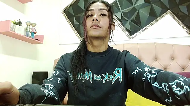 andrea safeira doll online show from March 28, 3:33 pm