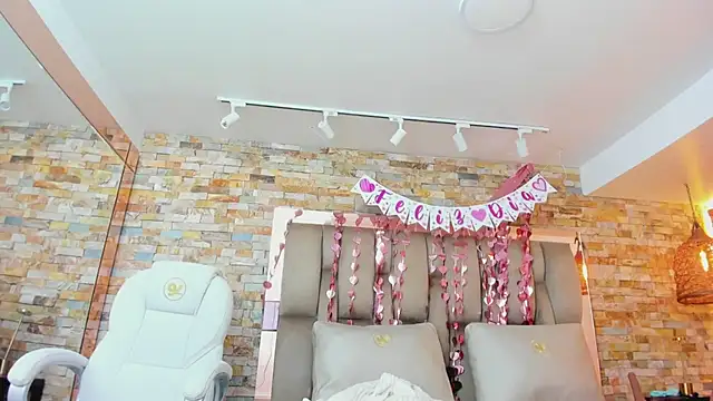 karla dunn online show from February 12, 8:37 pm