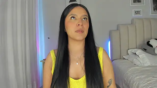 Snapshot of Gytha_davis chatting on March 13, 2:12 pm Gytha davis online show from March 13, 2:12 pm