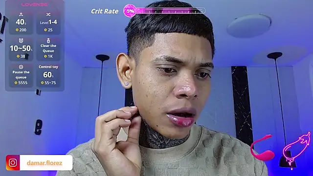 Snapshot of Damar_fhelipe chatting on October 7, 4:09 am Damar fhelipe online show from October 7, 4:09 am