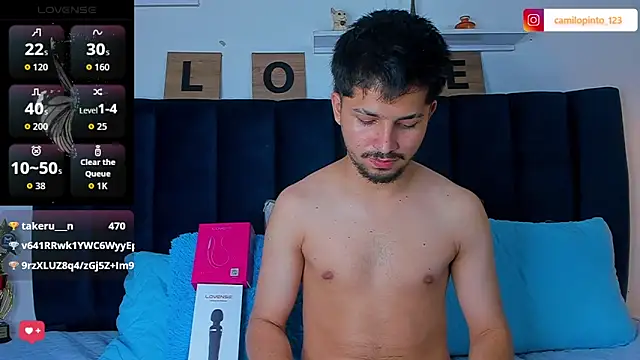 Issac james  online show from March 15, 1:17 pm