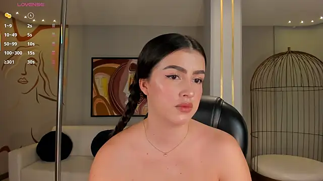 PaulinaSantos  online show from July 8, 7:29 pm