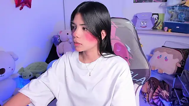 Snapshot of cutestephuwu chatting on October 17, 12:25 am cutestephuwu online show from October 17, 12:25 am