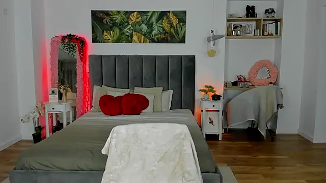 Fancy Jenn online show from January 18, 11:52 pm