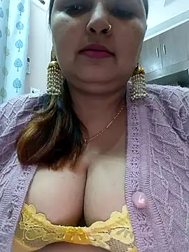 Snapshot of Dianaa9 chatting on December 29, 4:51 pm Dianaa9 online show from December 29, 4:51 pm