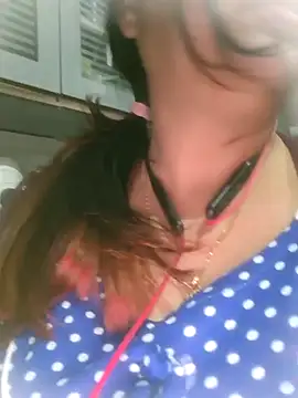 Snapshot of Dianaa9 chatting on February 12, 10:46 am Dianaa9 online show from February 12, 10:46 am