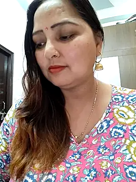 Snapshot of Dianaa9 chatting on February 25, 7:42 am Dianaa9 online show from February 25, 7:42 am