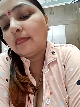 Snapshot of Dianaa9 chatting on February 26, 10:47 am Dianaa9 online show from February 26, 10:47 am