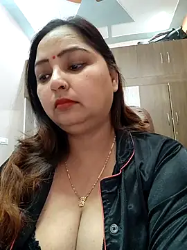 Snapshot of Dianaa9 chatting on March 6, 11:47 am Dianaa9 online show from March 6, 11:47 am