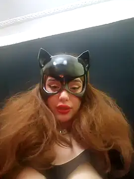 Snapshot of SophieCharm chatting on December 5, 12:11 pm SophieCharm online show from December 5, 12:11 pm