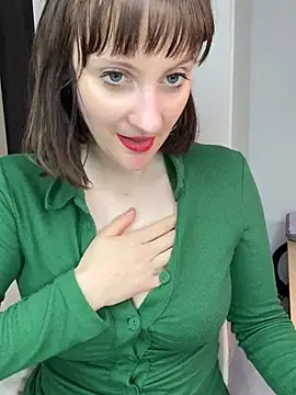 Snapshot of victoirenextdoor chatting on March 1, 4:44 pm victoirenextdoor online show from March 1, 4:44 pm