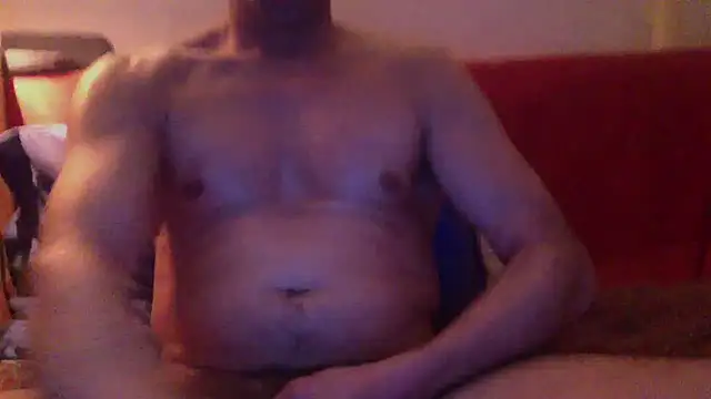 lateniteluvaman online show from February 7, 8:12 pm